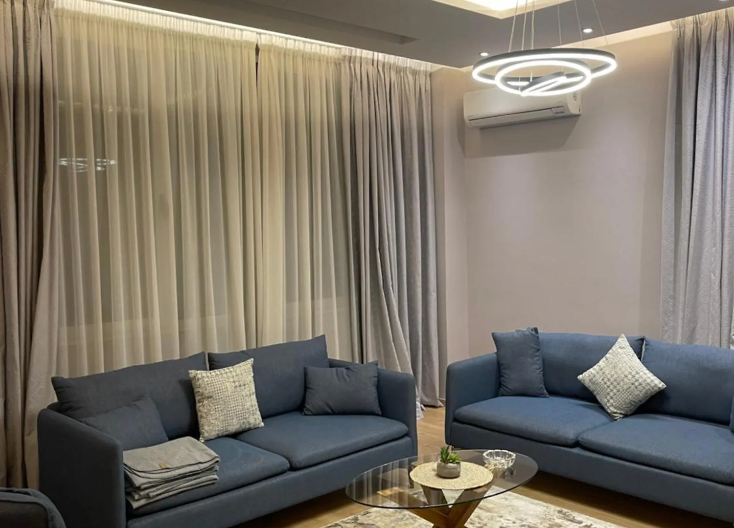 Lux Apartment Tirana